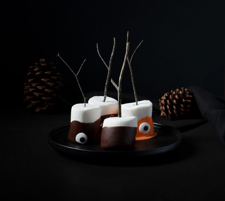 Guimauves d'Halloween recouvertes de Chocolat